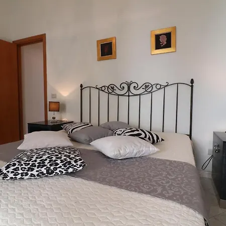 Claras House In * أوترانتو
